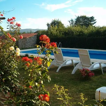 Casa Do Lagar Guest house